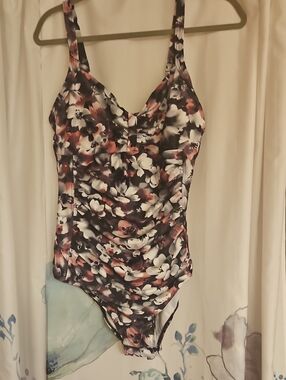 Floral Ruched One-Piece Swimsuit - Black & Mauve Purple Washed Never Worn Too Me